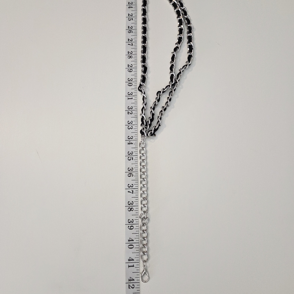 Silver And Black Chain Belt - Picture 7 of 7